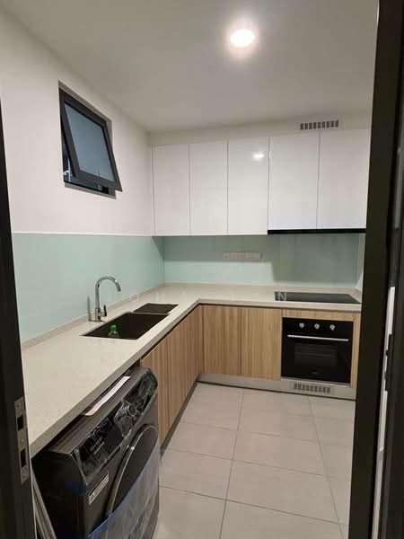 Servis Apartment untuk Disewa di Sunway Belfield - John Tan - Kitchen - PropertyGuru.com.my