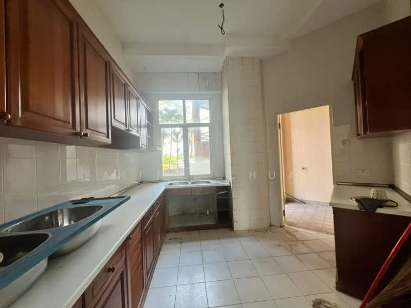 Condominium for Sale at Kasuma Resort - Alfred Chua - Kitchen - PropertyGuru.com.my