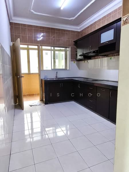 Apartment for Rent at Pangsapuri Bayu Suria (Summerfields Apartments) - Chris Choo - Kitchen - PropertyGuru.com.my