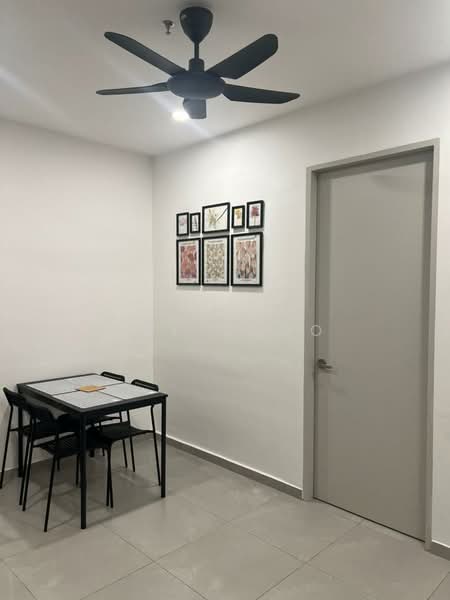 Servis Apartment untuk Disewa di YOLO Signature Suites - Sky Choo - Dining Room - PropertyGuru.com.my