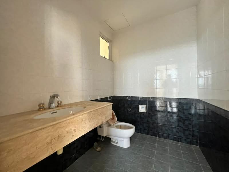 Condominium for Sale at Kasuma Resort - Alfred Chua - Bathroom - PropertyGuru.com.my