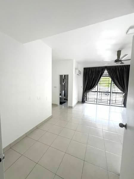 2-storey Terraced House for Rent in Taman Nusa Idaman (Iskandar Puteri (Nusajaya)) - Amir Raziq - Living Room - PropertyGuru.com.my