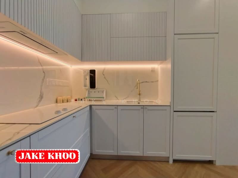 Condominium for Rent at Queens Residences Q1 @ Queens Waterfront - Jake Khoo - Kitchen - PropertyGuru.com.my