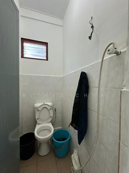 2-storey Terraced House for Sale in Kuching (Sarawak) - Alfred Chua - Bathroom - PropertyGuru.com.my