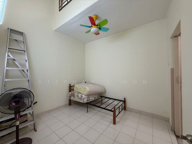 Terraced House for Rent in Taman Mutiara Rini (Skudai) - Stephanie Mow - Bedroom - PropertyGuru.com.my