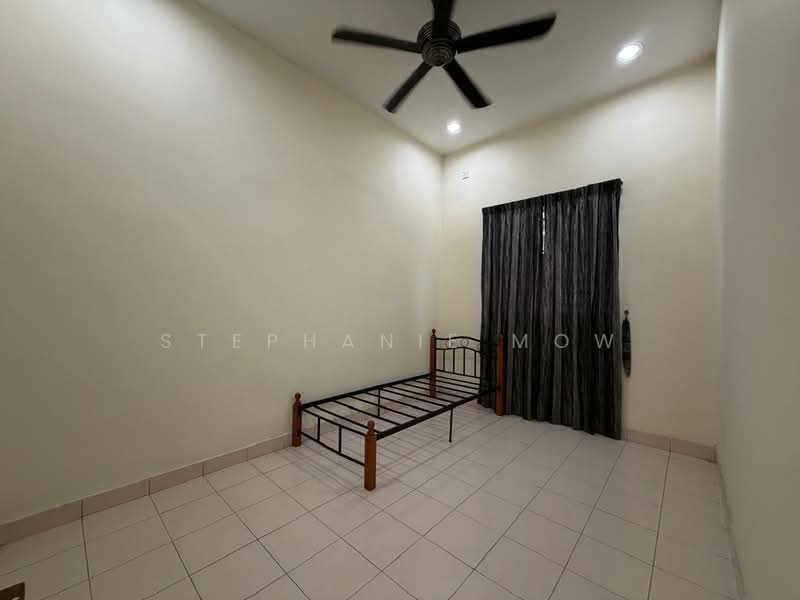 Terraced House for Rent in Taman Mutiara Rini (Skudai) - Stephanie Mow - Bedroom - PropertyGuru.com.my