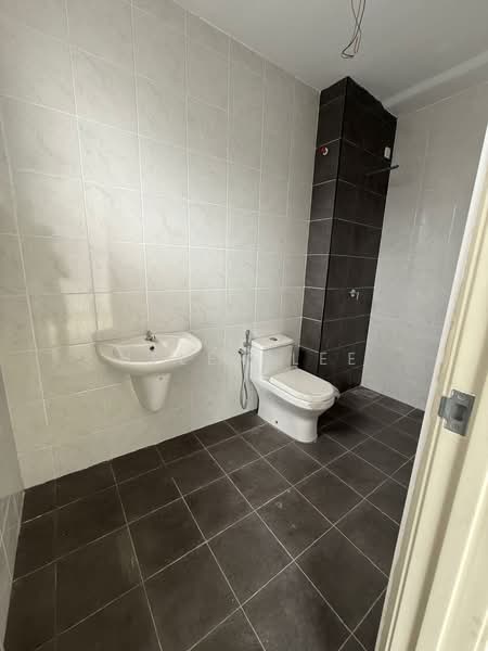 2-storey Terraced House for Sale in Pasir Gudang (Johor) - Helen Lee - Bathroom - PropertyGuru.com.my
