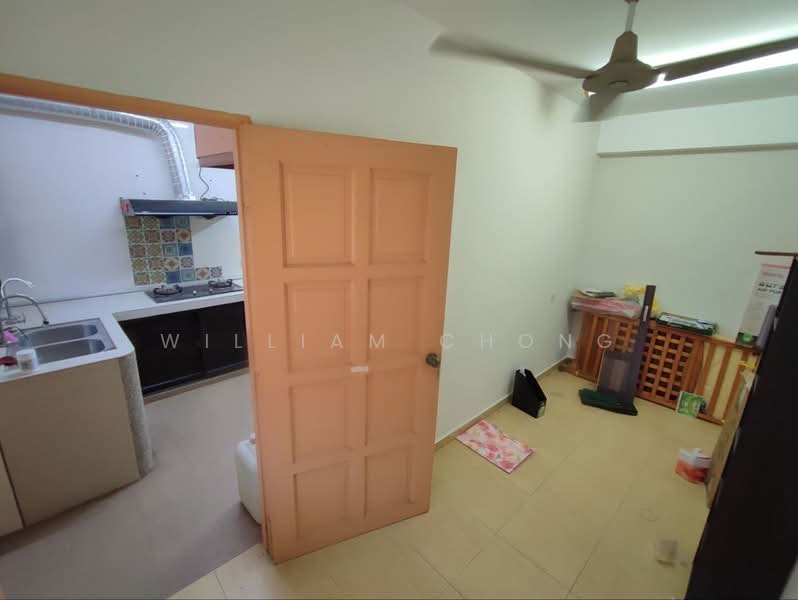2-storey Terraced House for Sale in Taman Seri Jati (Batu Berendam) - William Chong - Kitchen - PropertyGuru.com.my