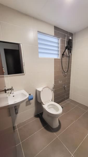 Condominium for Rent at Paraiso Residence @ The Earth - William Chin - Bathroom - PropertyGuru.com.my