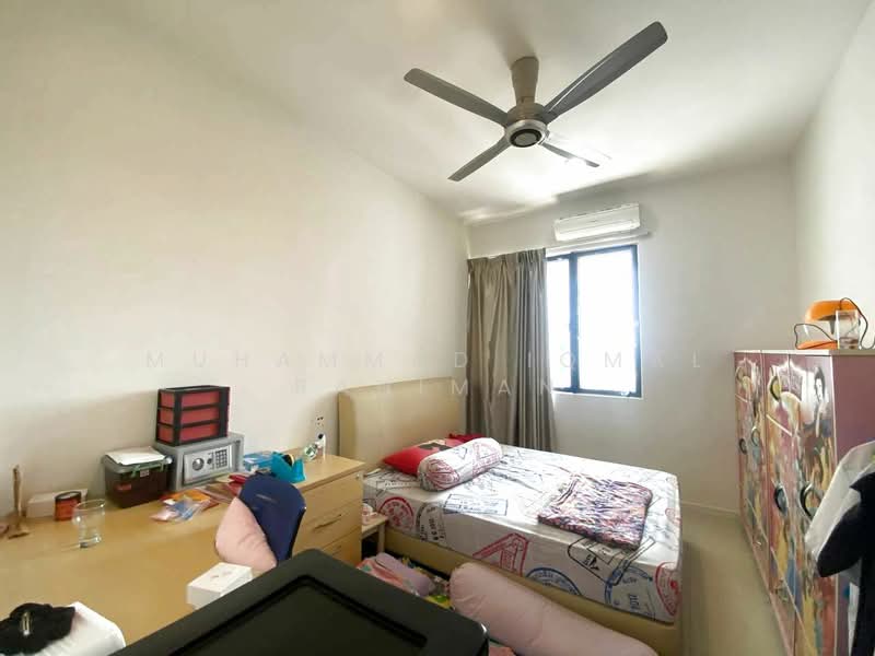 Condominium for Sale at Paragon 3 - Muhammad Iqmal Rahiman - Bedroom - PropertyGuru.com.my