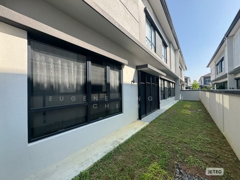 Rumah Berkembar untuk Dijual di Telok Panglima Garang (Selangor) - Eugene Ong Eu chieh - Exterior - PropertyGuru.com.my