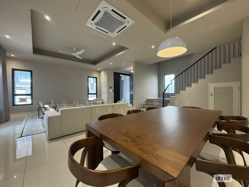 Rumah Berkembar untuk Dijual di Telok Panglima Garang (Selangor) - Eugene Ong Eu chieh - Living Room - PropertyGuru.com.my