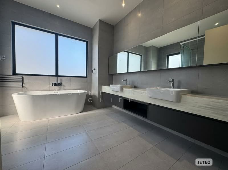 Rumah Berkembar untuk Dijual di Telok Panglima Garang (Selangor) - Eugene Ong Eu chieh - PropertyGuru.com.my