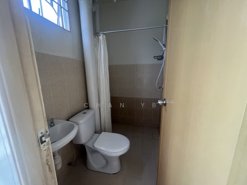 Apartment for Rent at Relau Vista Apartment - Chan YB - Bathroom - PropertyGuru.com.my