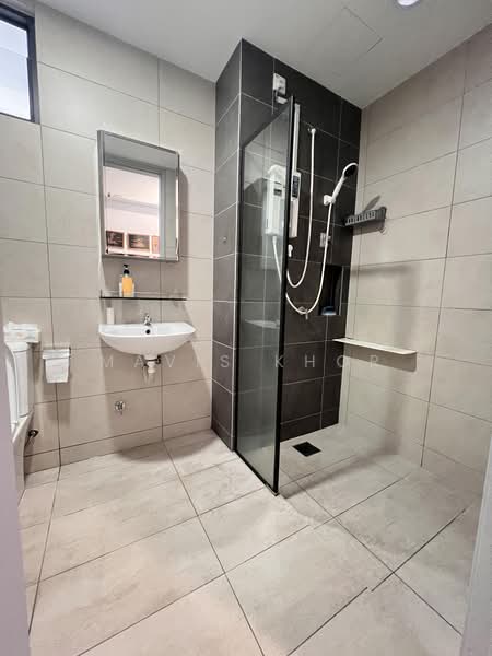 Servis Apartment untuk Disewa di Luminari - Mavis Khor - Bathroom - PropertyGuru.com.my