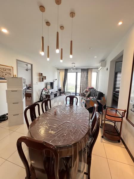 Servis Apartment untuk Disewa di Luminari - Mavis Khor - Living Room - PropertyGuru.com.my