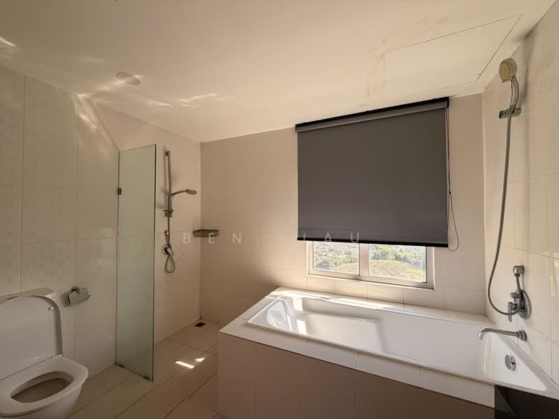 Kondominium untuk Disewa di The Latitude Condominium - Ben Liau - Bathroom - PropertyGuru.com.my