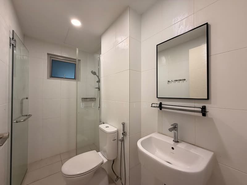 Kondominium untuk Disewa di The Latitude Condominium - Ben Liau - Bathroom - PropertyGuru.com.my