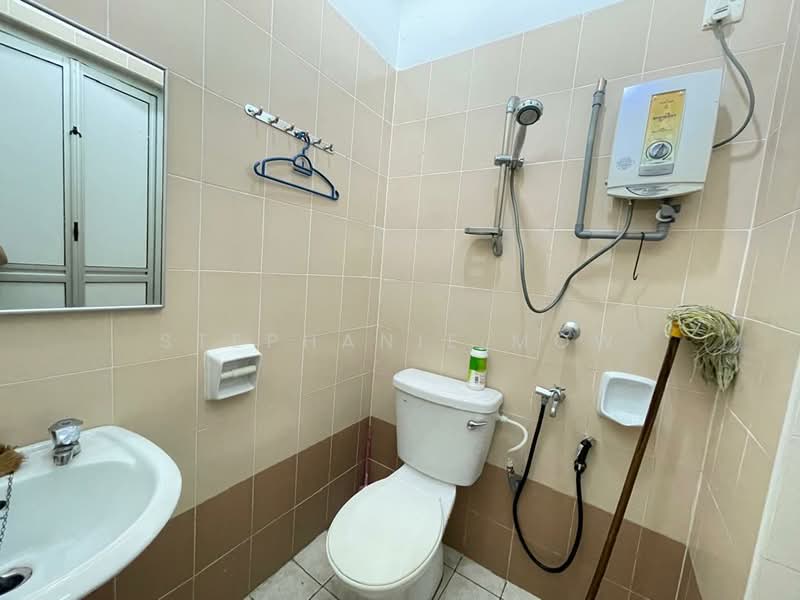 Service Residence for Rent at TRELLIS RESIDENCES - Stephanie Mow - Bathroom - PropertyGuru.com.my