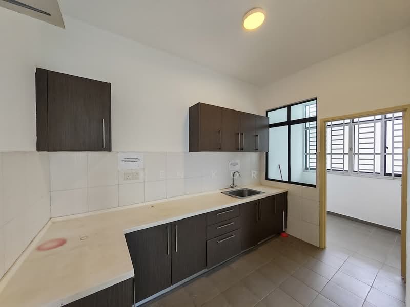 Service Residence for Sale at Country Garden Central Park - Ken Kor - Kitchen - PropertyGuru.com.my