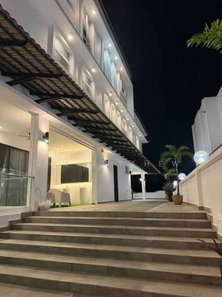 Rumah Banglo untuk Dijual di Nilai (Negeri Sembilan) - Joe Matthew - Exterior - PropertyGuru.com.my