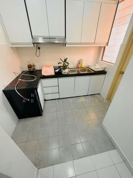 Apartment for Rent at Alam Budiman (Sri Budiman) - Norazrein Abdul Raman - Kitchen - PropertyGuru.com.my