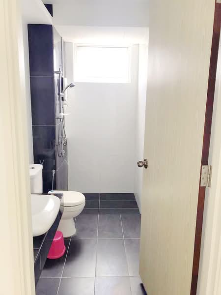 Condominium for Sale at The Clovers - Vincent Ooi - Bathroom - PropertyGuru.com.my
