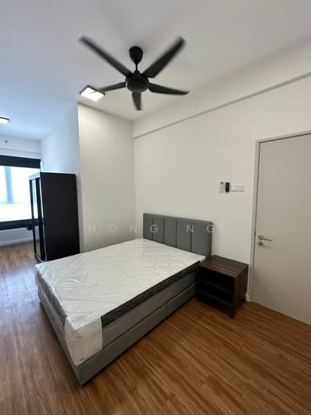 Service Residence for Sale at The Glenz @ Glenmarie - Hong Ng - Bedroom - PropertyGuru.com.my