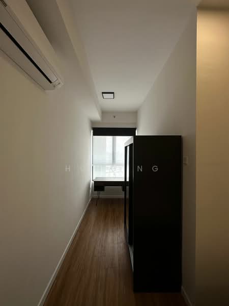 Service Residence for Sale at The Glenz @ Glenmarie - Hong Ng - Corridor - PropertyGuru.com.my