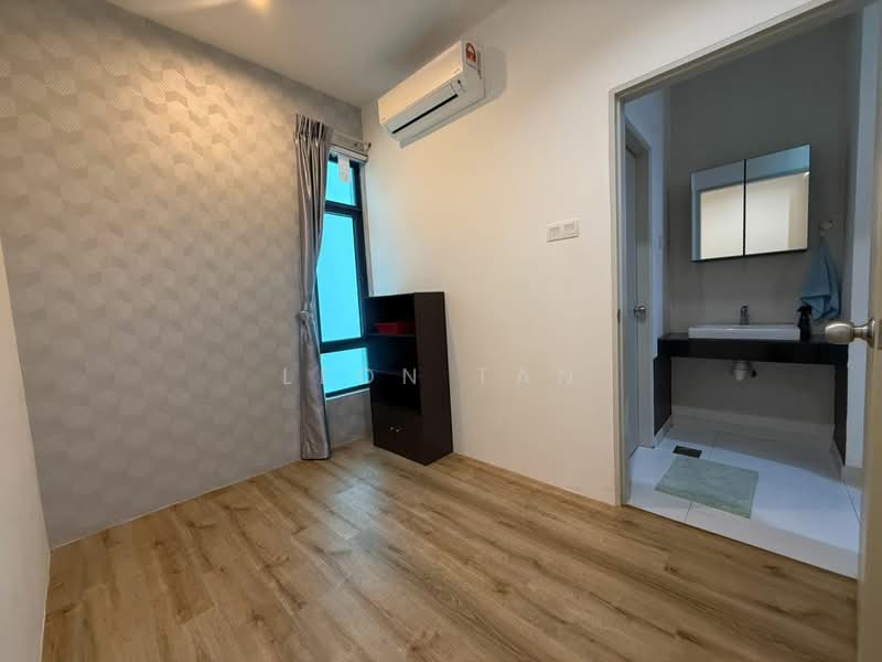 Condominium for Rent at Sapphire On The Park - Leon Tan - Bedroom1 - PropertyGuru.com.my