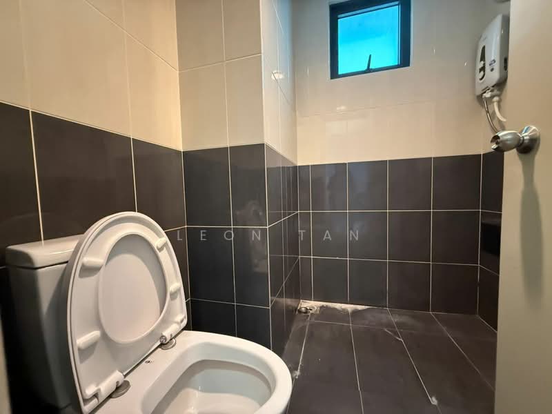 Condominium for Rent at Sapphire On The Park - Leon Tan - Bathroom - PropertyGuru.com.my