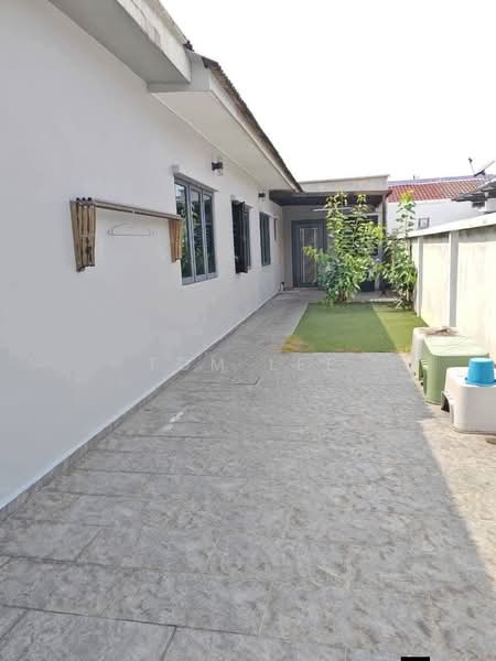 Semi-Detached House for Sale in Taman Eng Ann (Klang) - Tom Lee - PropertyGuru.com.my