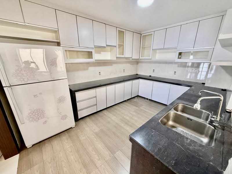 Condominium for Rent at Putra Marine Resort - Ben Liau - Kitchen - PropertyGuru.com.my