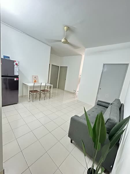 Condominium for Rent at Residensi Laguna (Sunway Belvedere) - Raymond Ling - Living Room - PropertyGuru.com.my