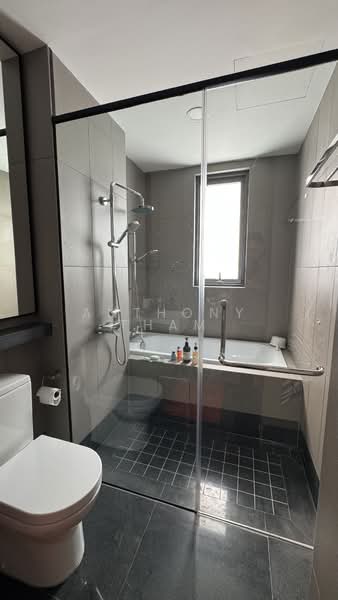 Service Residence for Rent at Bloomsvale Menara Vista Petaling - Anthony Tham - Bathroom - PropertyGuru.com.my