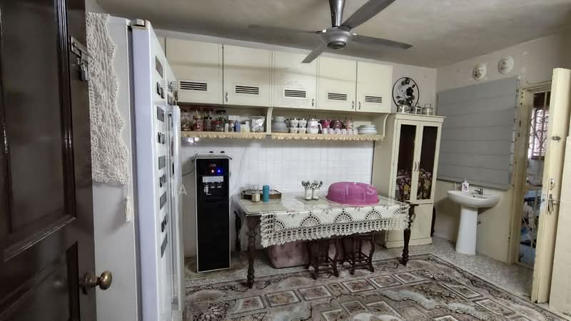 Rumah Teres 2 Tingkat untuk Dijual di SS 21, Damansara Utama (Petaling Jaya) - Ali Idris - Kitchen - PropertyGuru.com.my