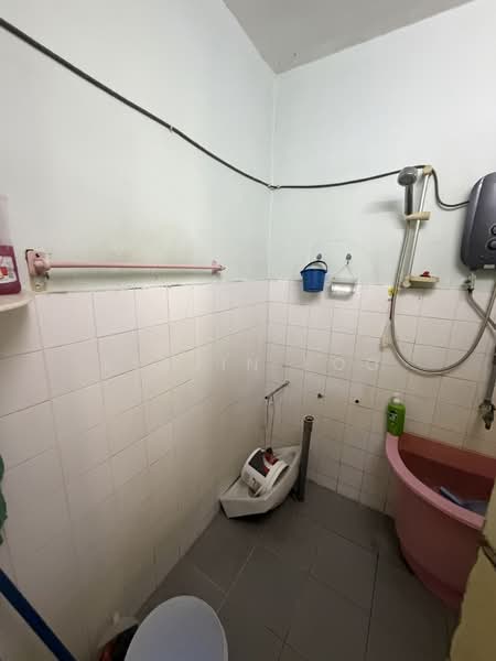 1-storey Terraced House for Sale in Taman Cicely (Teluk Intan) - Kelvin Foo - PropertyGuru.com.my