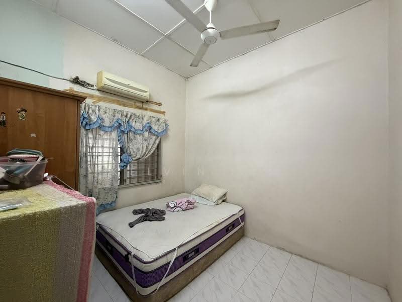 Rumah Teres 1-Tingkat untuk Dijual di Taman Cicely (Teluk Intan) - Kelvin Foo - Bedroom - PropertyGuru.com.my
