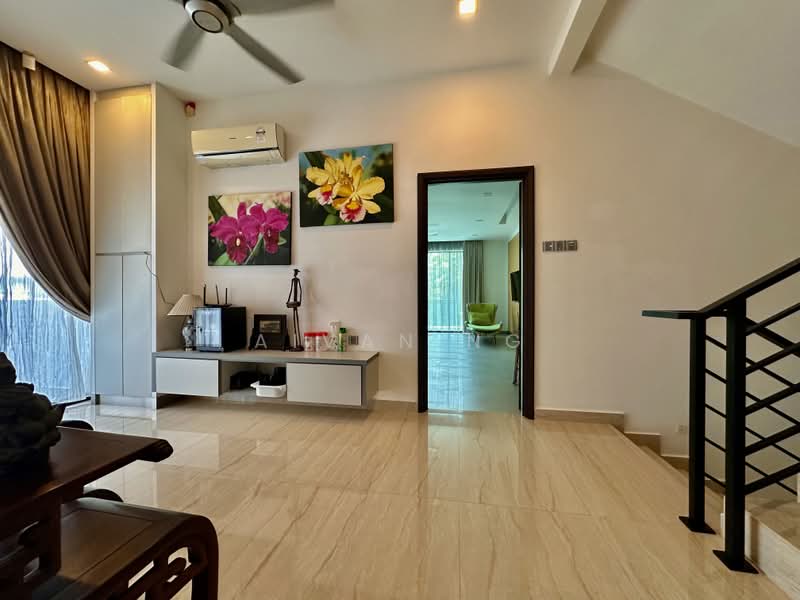 Rumah Berkembar untuk Dijual di Cheras (Selangor) - Aivan Ng - Living Room - PropertyGuru.com.my
