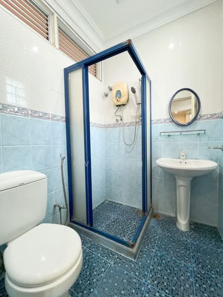 Bungalow for Sale in Taman Tun Dr Ismail (Kuala Lumpur) - Aivan Ng - Bathroom - PropertyGuru.com.my