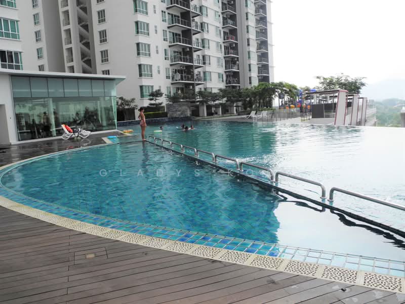 Kondominium untuk Dijual di Elit Heights @ Bayan City - Gladys Kock - Pool - PropertyGuru.com.my