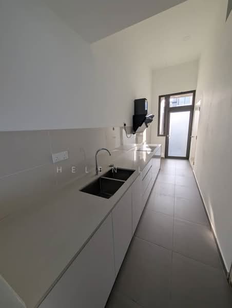 Semi-Detached House for Rent in Iskandar Puteri (Nusajaya) (Johor) - Helen Lee - Kitchen - PropertyGuru.com.my