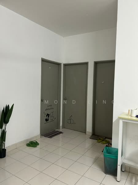 Condominium for Rent at Residensi Laguna (Sunway Belvedere) - Raymond Ling - Corridor - PropertyGuru.com.my