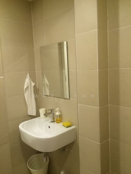 Servis Apartment untuk Disewa di Maisson - Max Chan - Bathroom - PropertyGuru.com.my