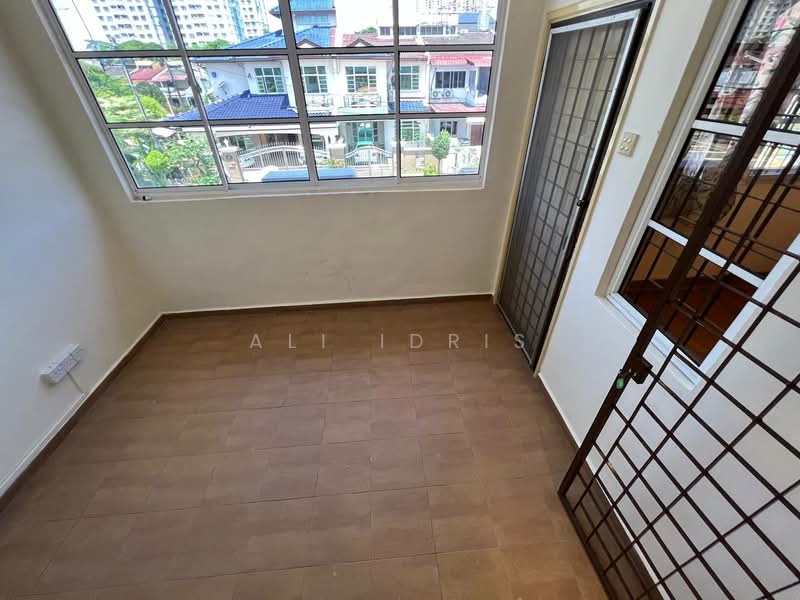 2-storey Terraced House for Sale in Taman Maluri (Cheras) - Ali Idris - Interior - PropertyGuru.com.my