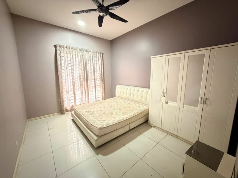 3-storey Terraced House for Sale in Bandar Country Homes (Rawang) - Bernard Ong - Bedroom - PropertyGuru.com.my