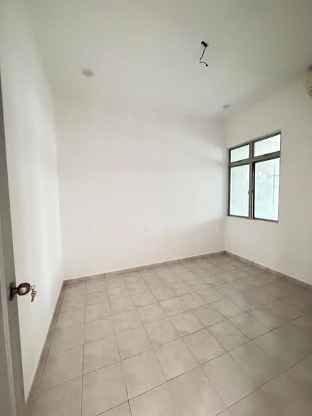 2-storey Terraced House for Sale in Taman Austin Perdana (Tebrau) - Daphne Lee - PropertyGuru.com.my