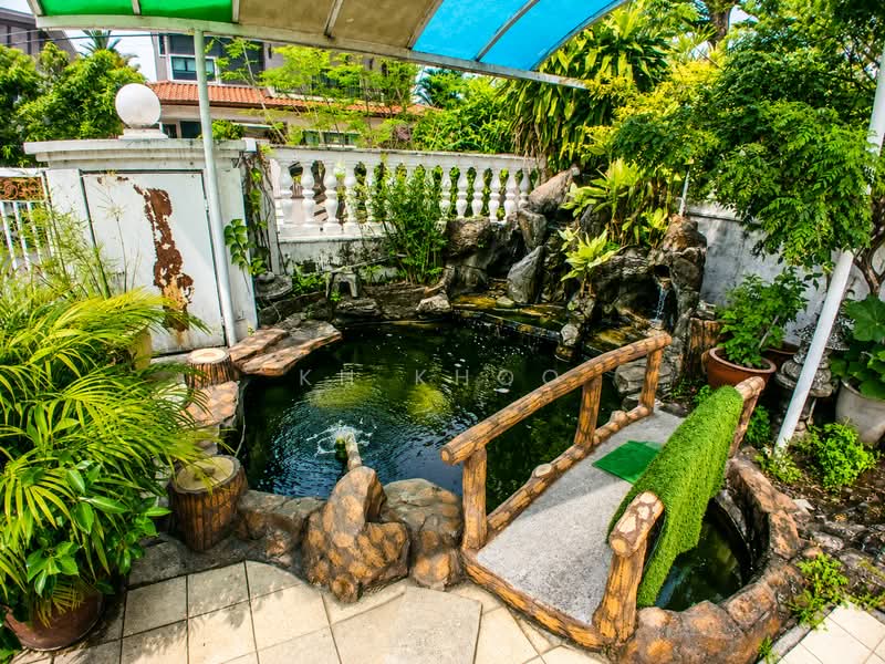 Bungalow for Sale in Usj 2 (Subang Jaya) - KH Khoo - Garden - PropertyGuru.com.my