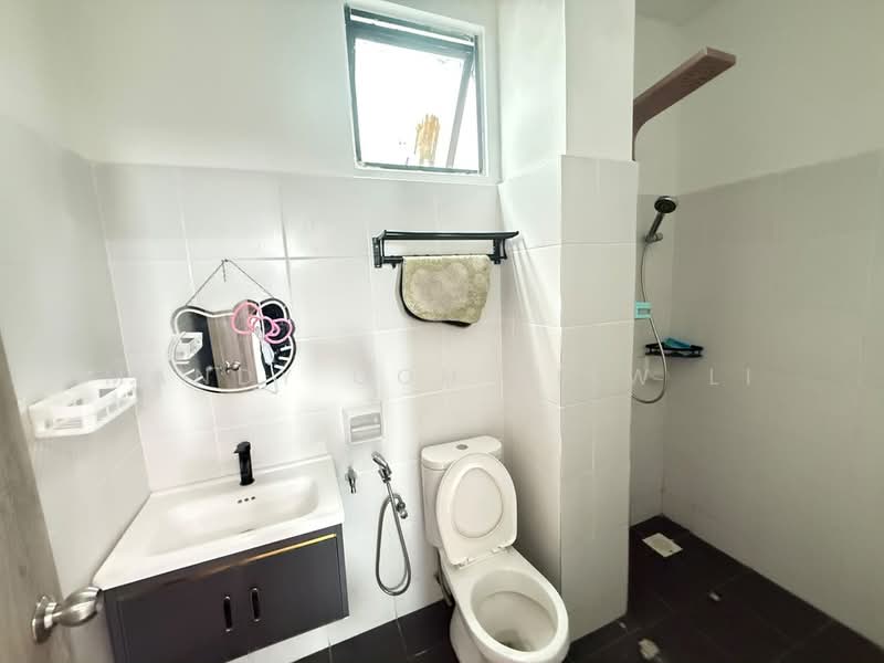Flat for Rent at PR1MA @ LARKIN INDAH - Mandy Goh Siew Li - Bathroom - PropertyGuru.com.my