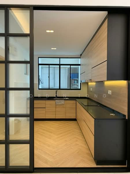 Kondominium untuk Disewa di Sky Condominium (Skyz Residence) - Gordon Tong - Kitchen - PropertyGuru.com.my